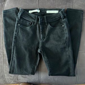 High Rise Skinny Jean